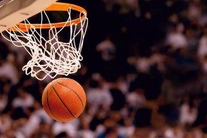 乐鱼体育平台登录-克莱表现低迷，独行侠困境深化，缺乏替代者难以摆脱困境，克莱伯独行侠