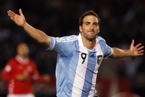 乐鱼体育网站入口-76人队教练调整战术，连胜不止，76人上赛季主教练