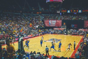 乐鱼体育iOS版-勇士借库里和穆迪的表现反弹，击败太阳止住连败，nba勇士穆迪