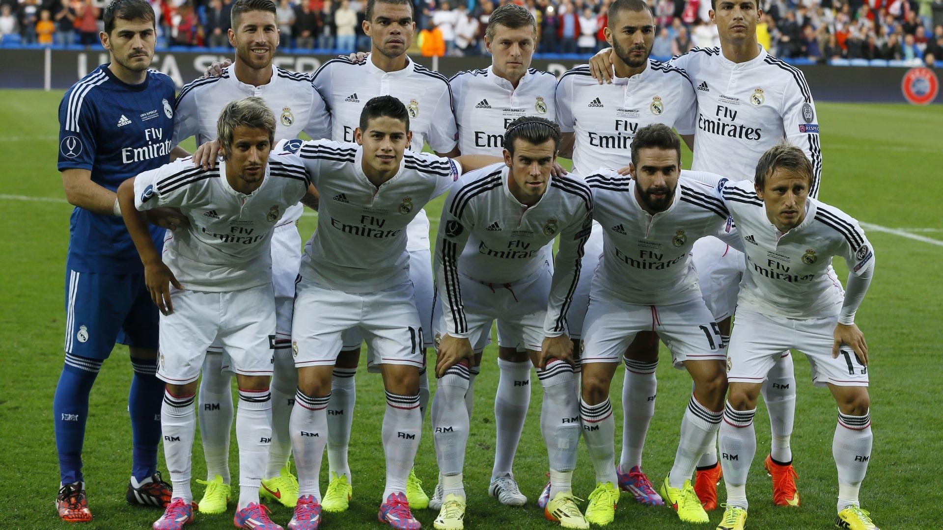 C罗：从贫民窟到全球偶像，自律与奋斗的典范，c罗chant