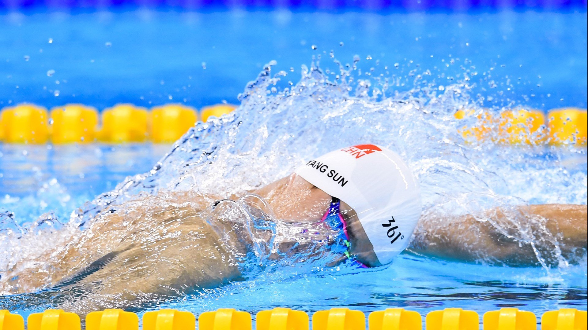 CBA赛场燃起中国力量的火焰，cba联赛如火如荼,随着比赛场次的密集